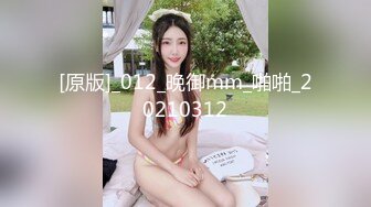 万人求购P站女族性爱专家 极品反差骚妻【静芸】解锁私拍，灵活长舌性感少妇的顶级口交侍奉，啪啪啪全自动榨精机 (1)