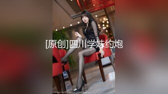 与法国女士进行国际交流友好性的!