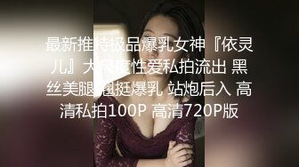 大鸡巴哥酒店双飞两个制服妹子2其