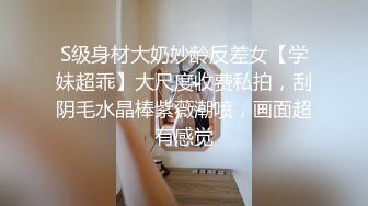 后入肥臀老婆，操到腿软精液喷射