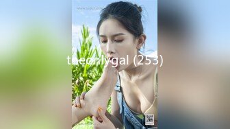 天府女神『LuckyQL77』最新VIP专属《老板和OL秘书》爆操极品反差淫妻