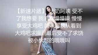 这少妇尿尿的姿势有点特别 喜欢扎着马步尿尿