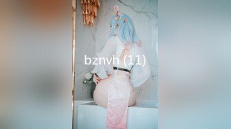 乌克兰美女Mila Azul的Onlyfans最新大合集，各种道具秀尺度更大，肛塞、假jb、电动玩具自慰【730V】 (220)